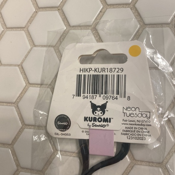 Sanrio kuromi rubber charm keychain NWT - Picture 3 of 4